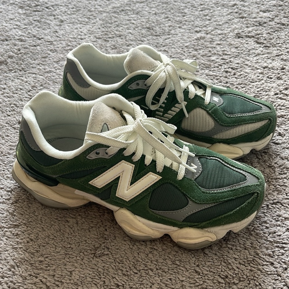 Green New Balance 9060